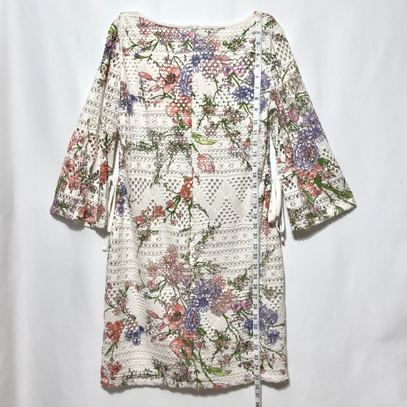 R & K Floral Bell Tie Sleeve Shift Lace Dress Size 8 ~ Perfect Never Worn - Picture 10 of 15